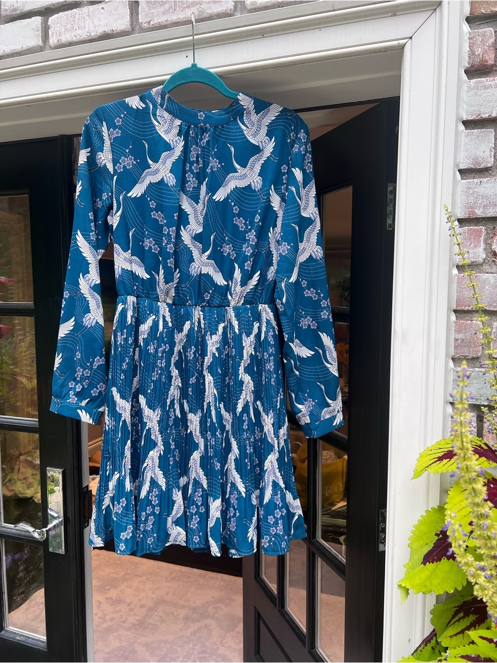 Teal Crane-Print Long Sleeve Pleated Dress